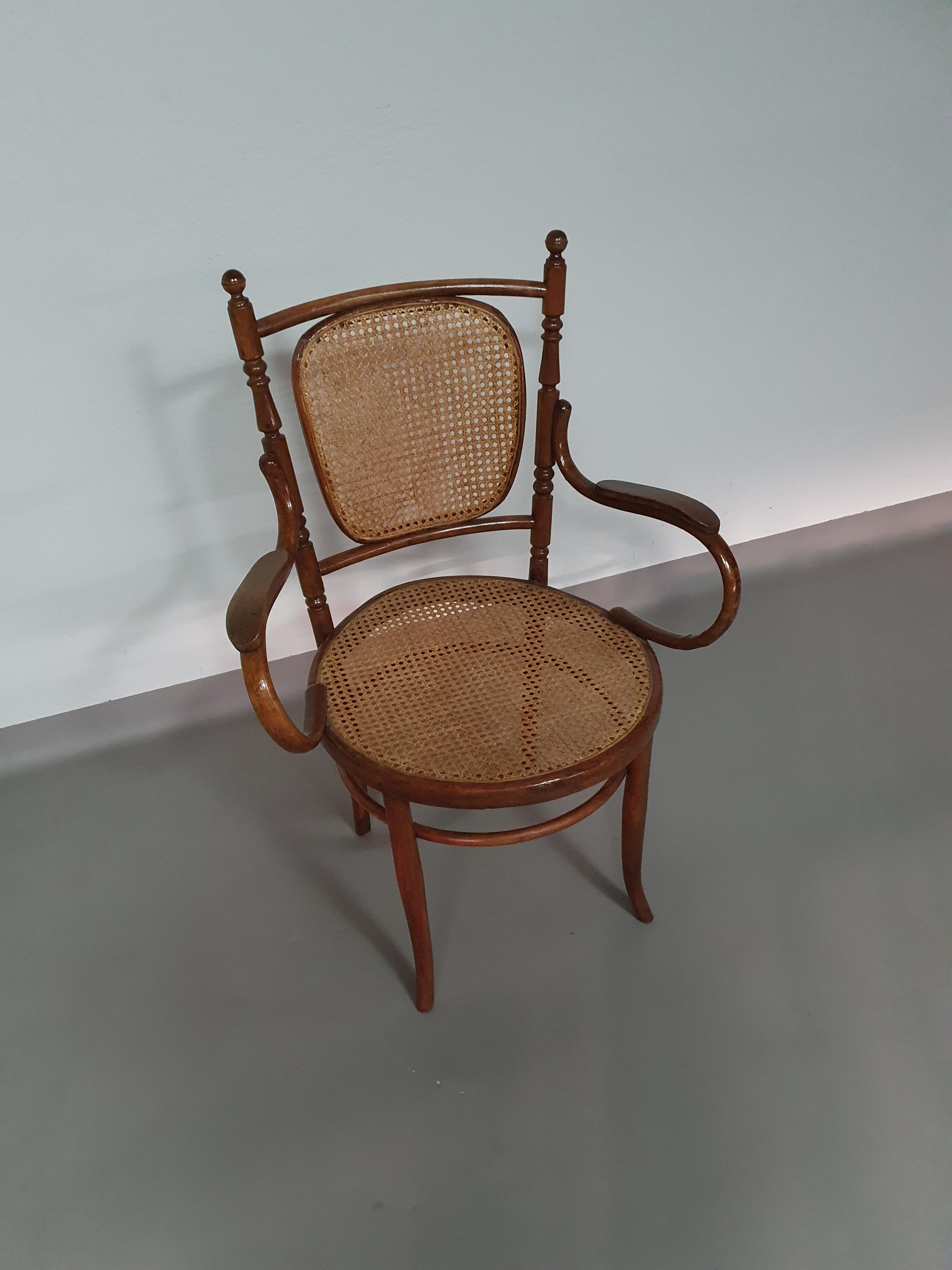 Rare Thonet Arm Chair / 1920's