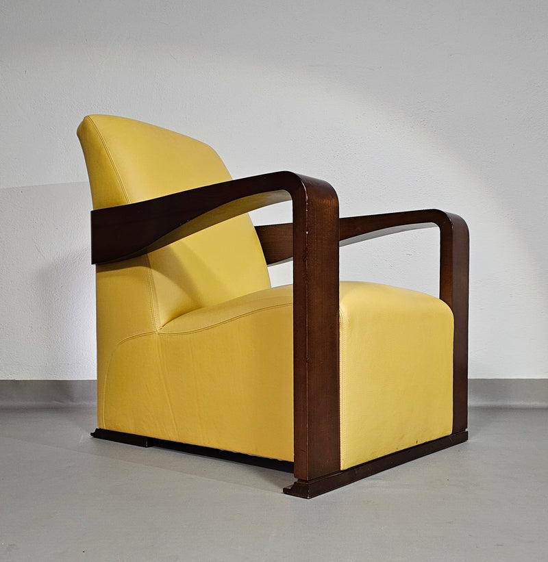 Hugues Chevalier
Beautiful condition / 2 x Ying armchair / Hurgues Chevalier / leather / by Chafik Gasmi