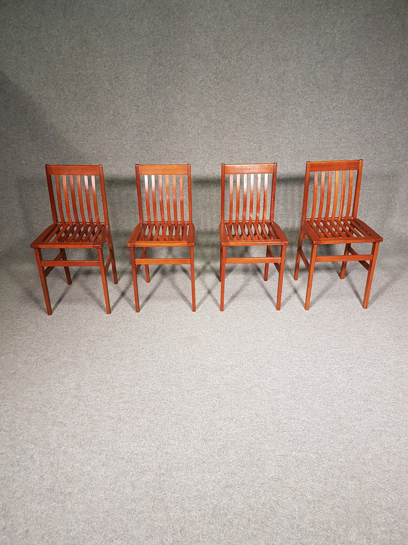 8 x beautiful Milano Chairs cherry wood by Aldo Rossi for Molteni, 1980s