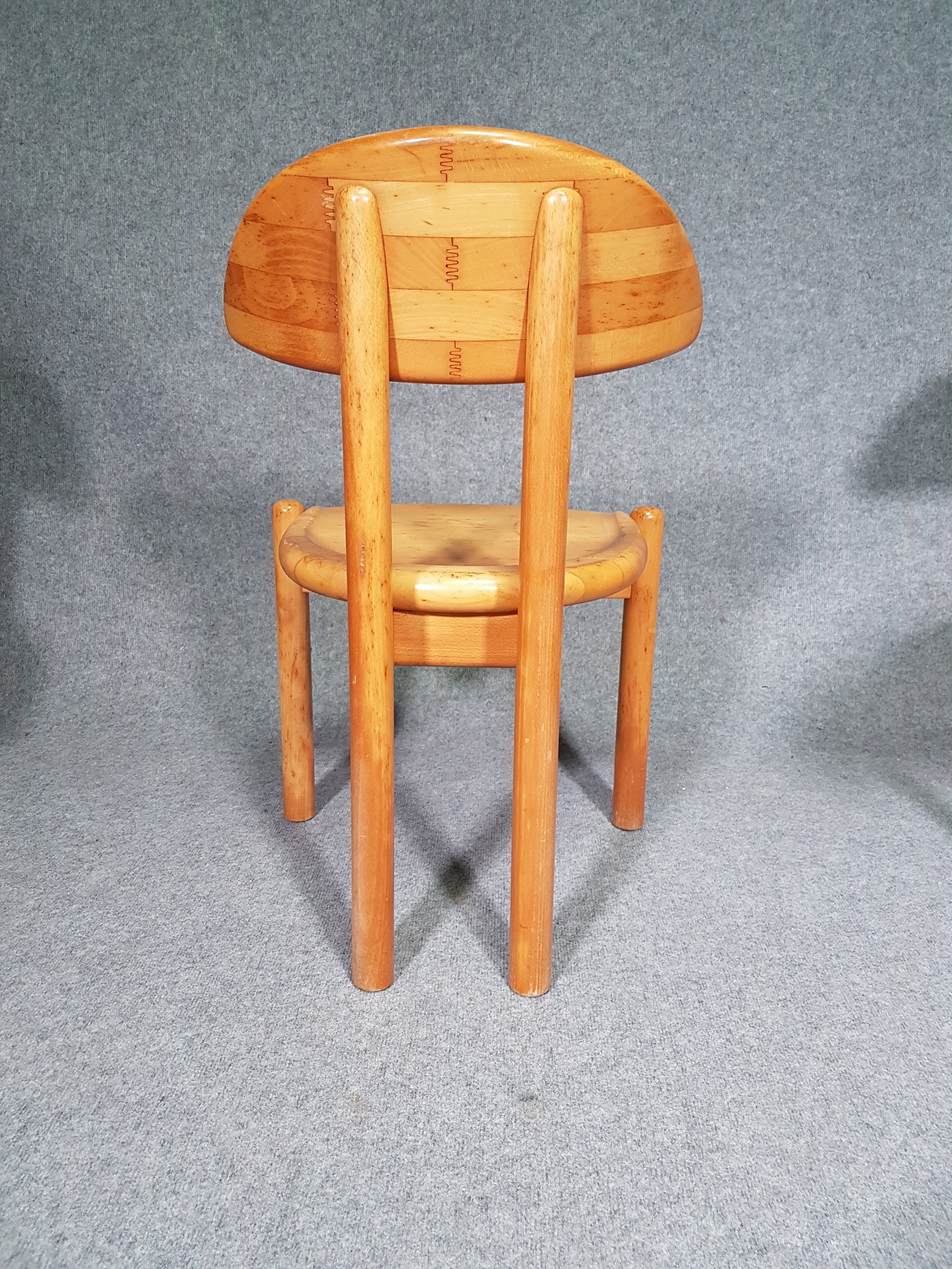 logo.human 4 x chair, made in solid maple by Ansager Møbler, Denmark. Danish craftsmanship, marked with stamp.