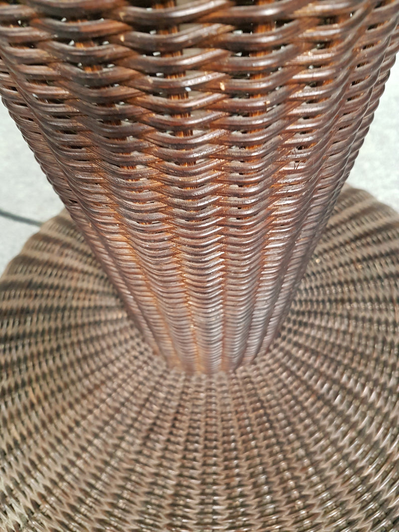 Gasparucci large wicker rattan floor lamp 191x52x52cm. Good condition.