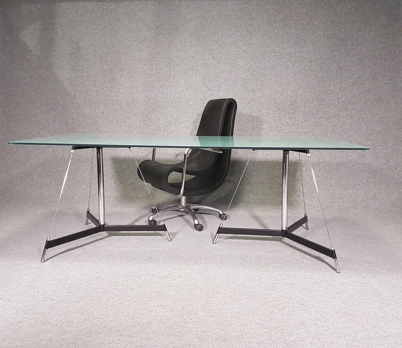 Italian tripod table / mat glass table top / Gabriel Teixidós