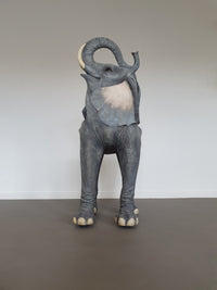 Veronese elephant chair by Allsculptures. Polystone resin 2006 Italy. Olifant stoel made in italy