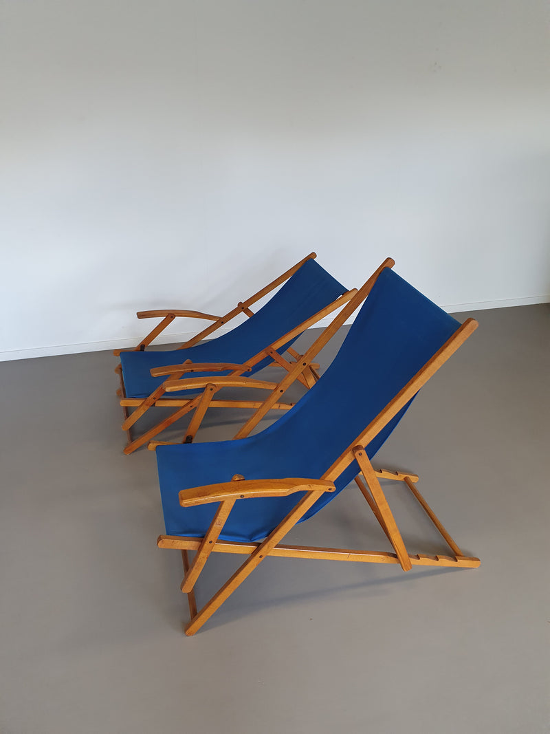 Blue vintage adjustable beach chairs, 1950s.