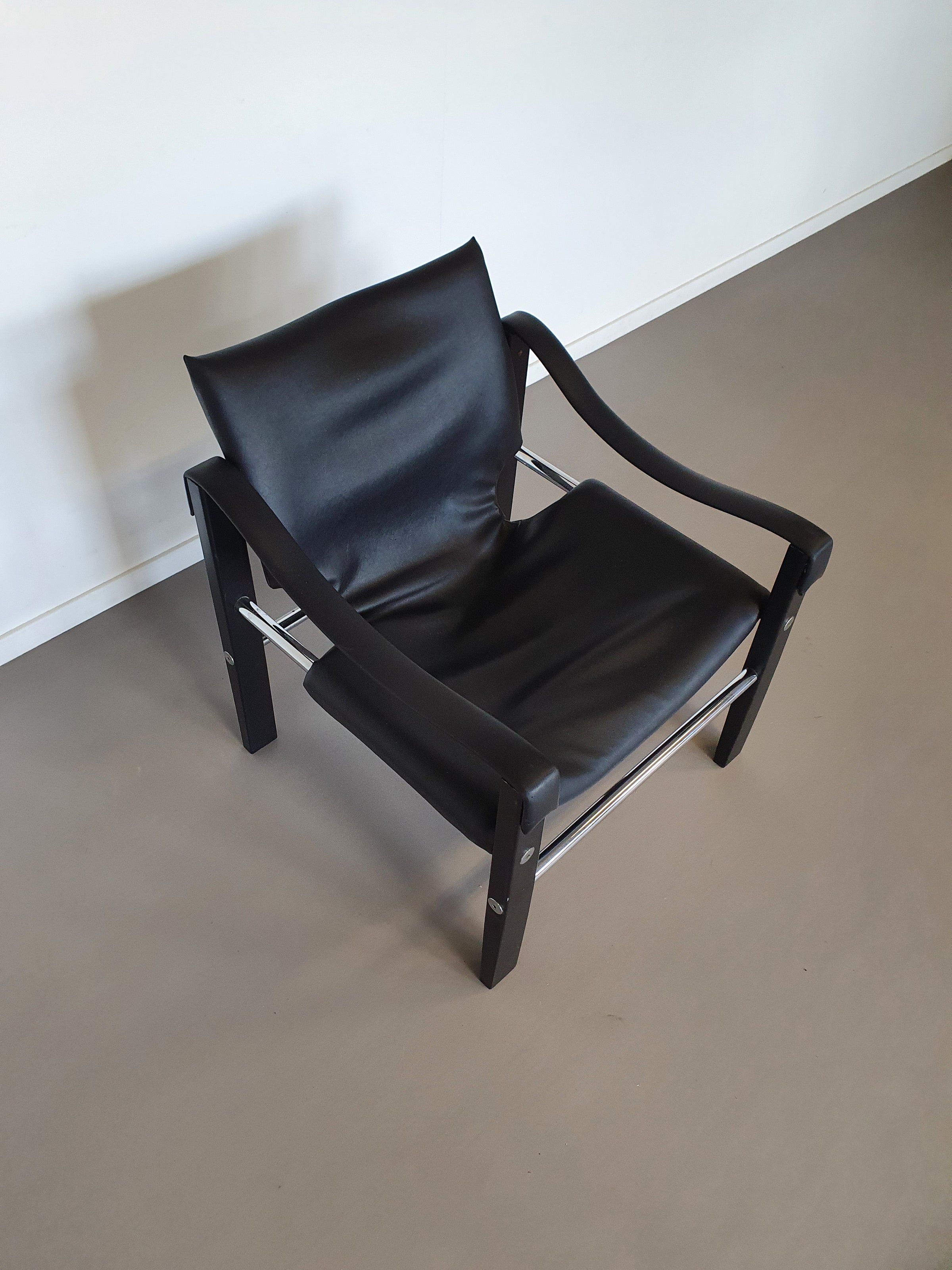 Maurice Burke safari chair for Arkana