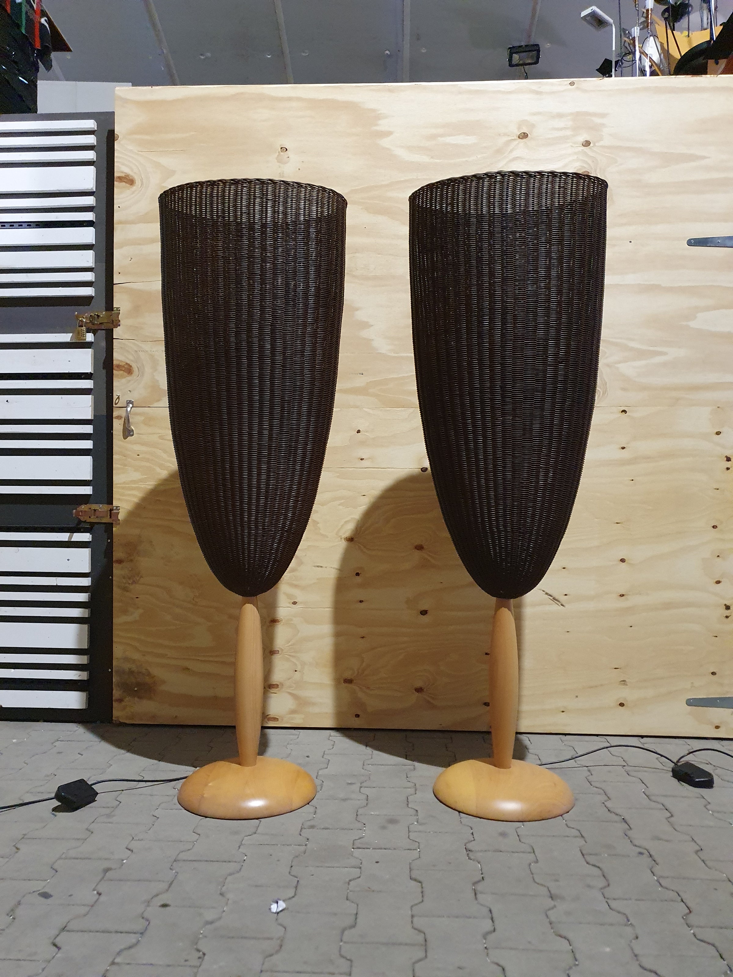 Marco Agnoli for Pierantonio Bonacina / Flûte / 2 x / XL 180 cm wicker floor lamps from 1991