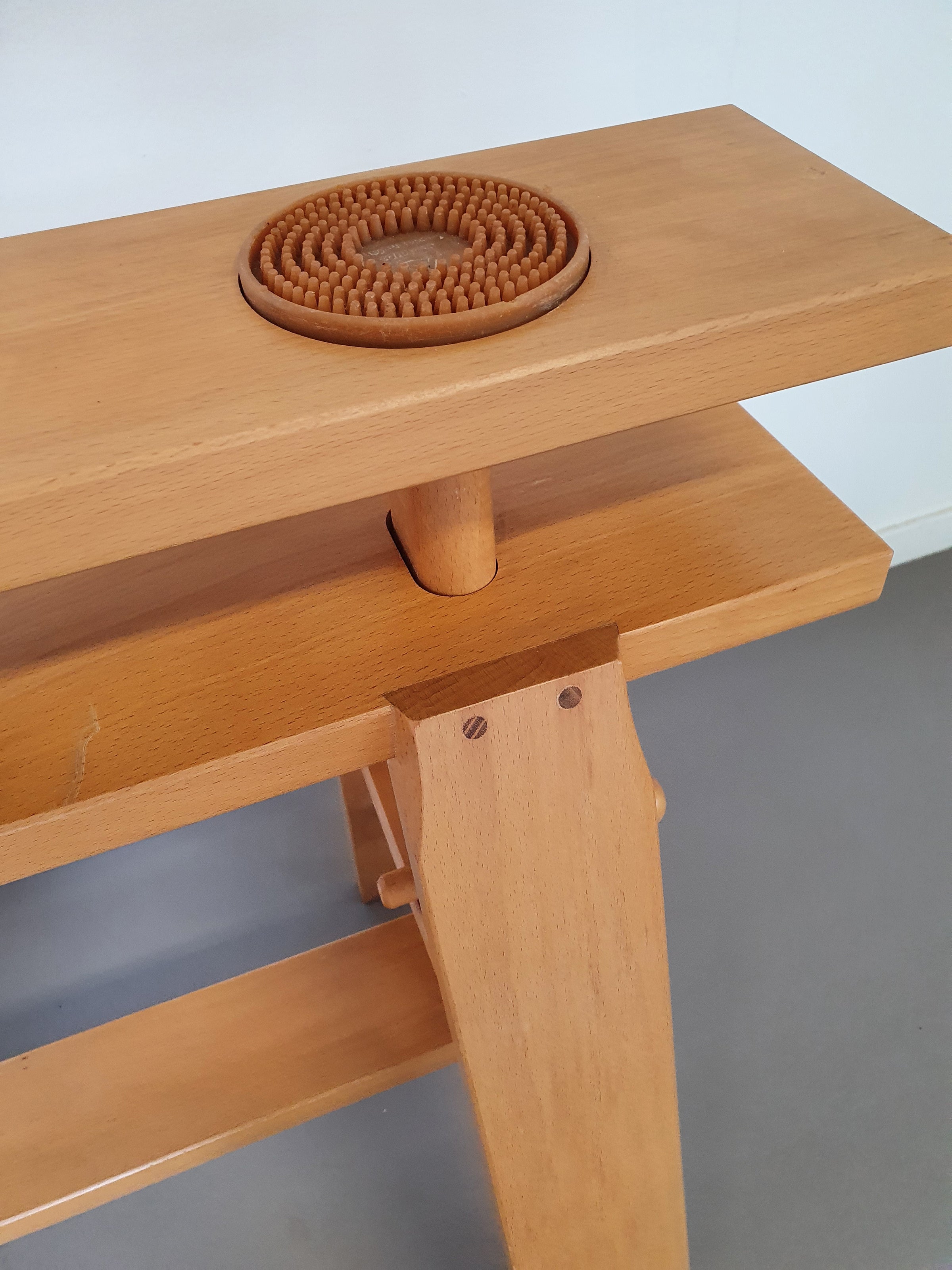 Table easels, Zanotta, CAVALLETTI LEONARDO (pair), Achille Castiglioni, 1979.