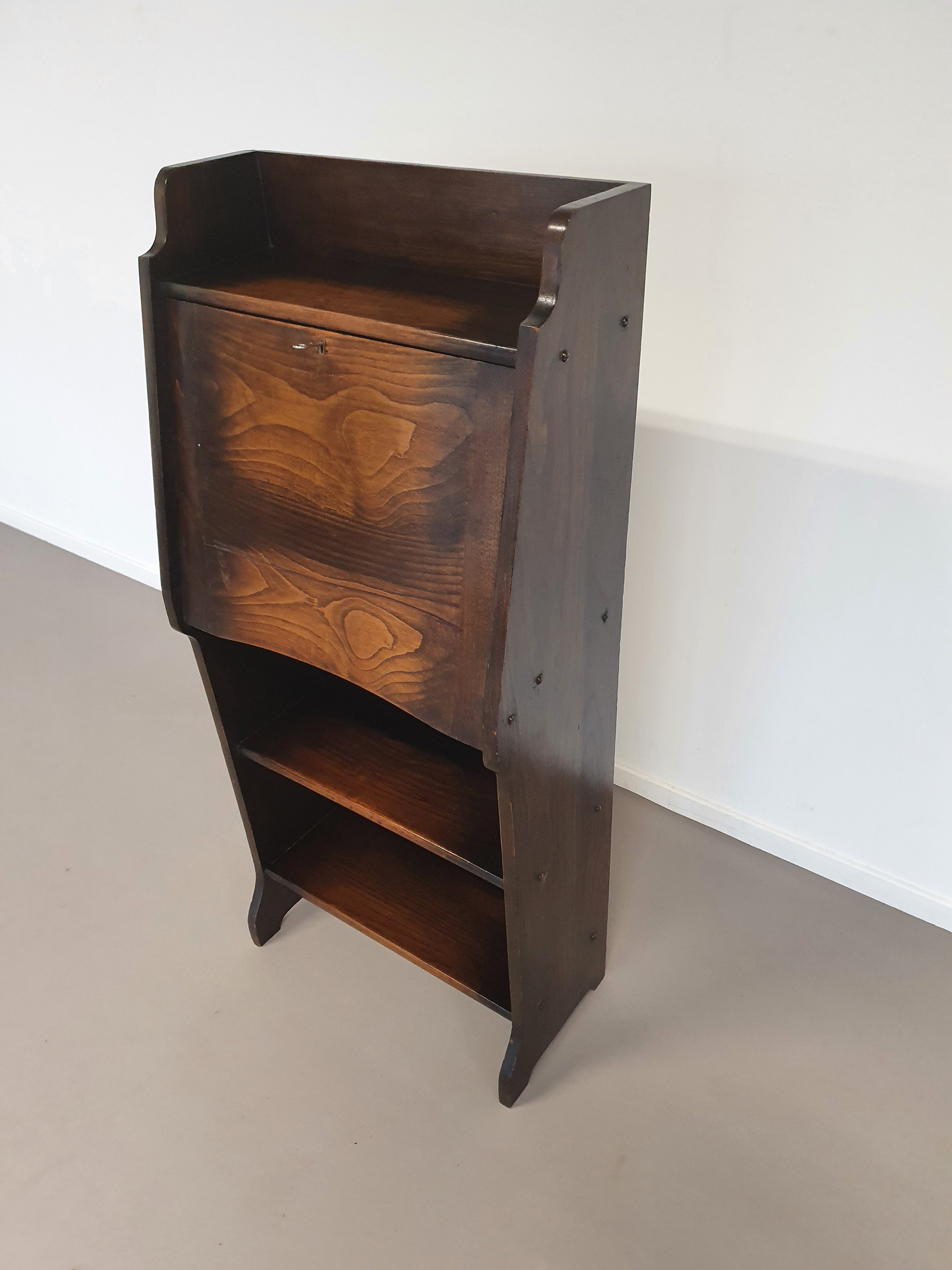 Interbellum small secretaire.