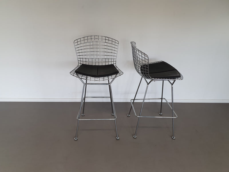 Set of 2 Harry Bertoia bar stools for Knoll.