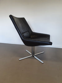 Leather, weighty lounge chairs. Wide 75 - height  87 - depth 70 cm .Price is for the set