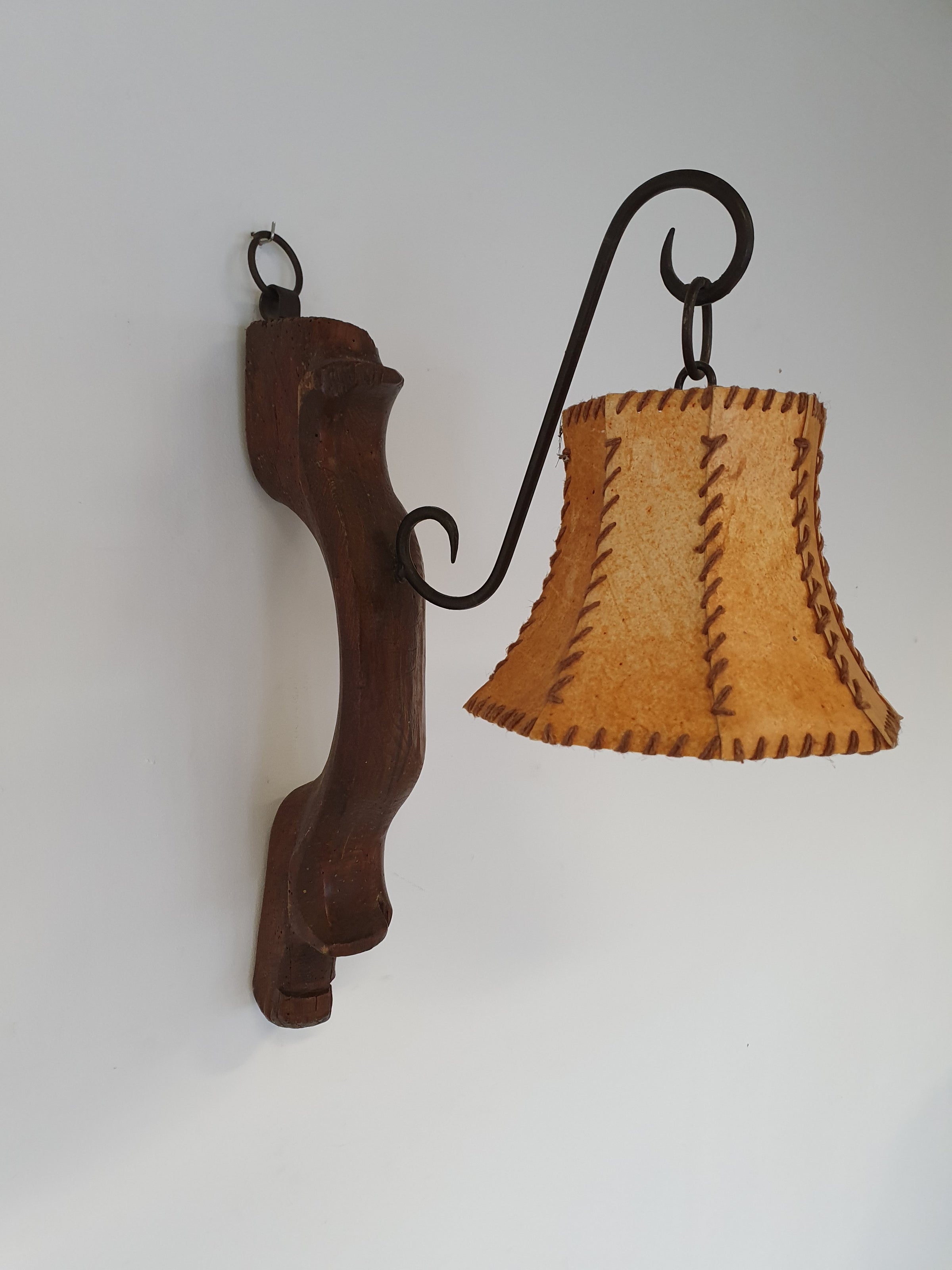 Ox harnass wall lamps