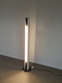 White Ettore Sottsass Moonlight Floor Lamp no. 14104, Italy 1970's