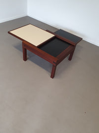 Bernard Vuarnesson coffee table for Bellato - 1980s.
Like new.