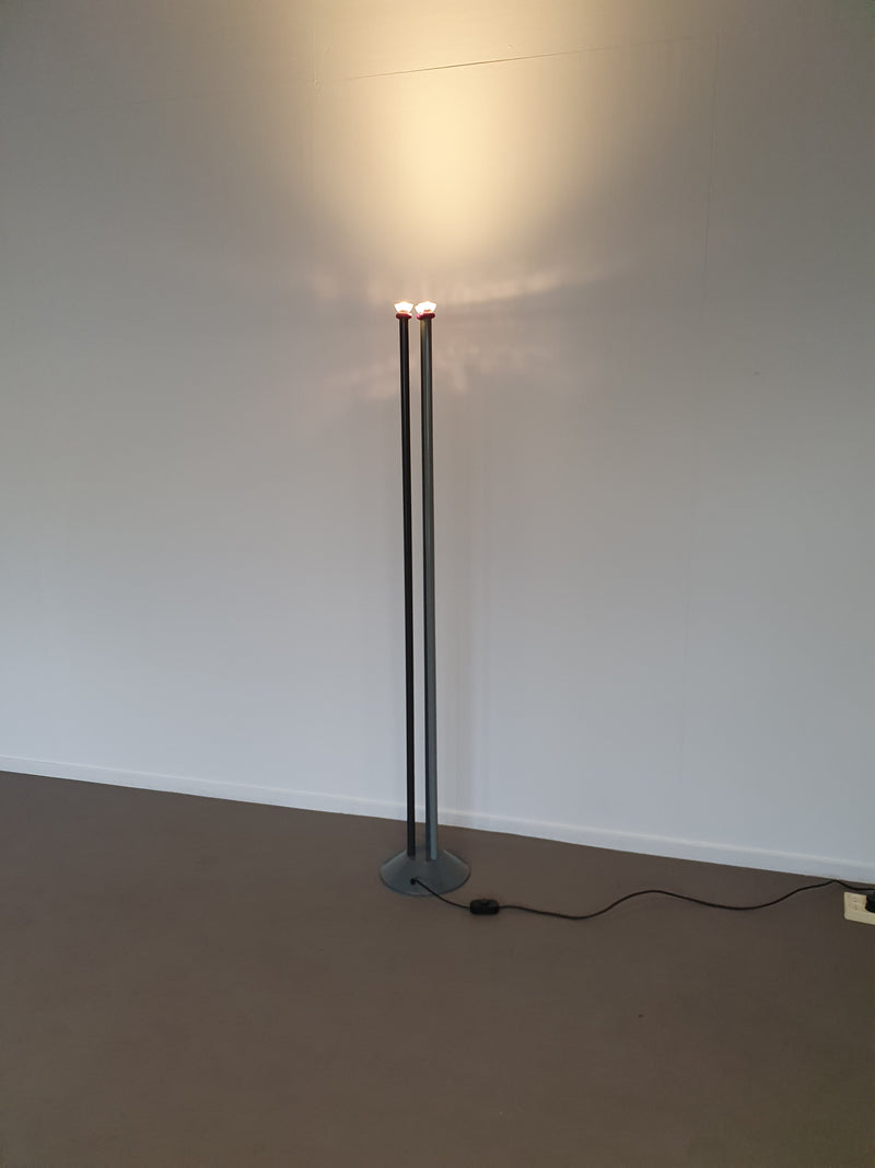 Trilumen floor lamp by Hans Von Klier for Bilumen Milano. Lamp uses halogen light bulbs. Floor lamp measures 175 x 30 cm