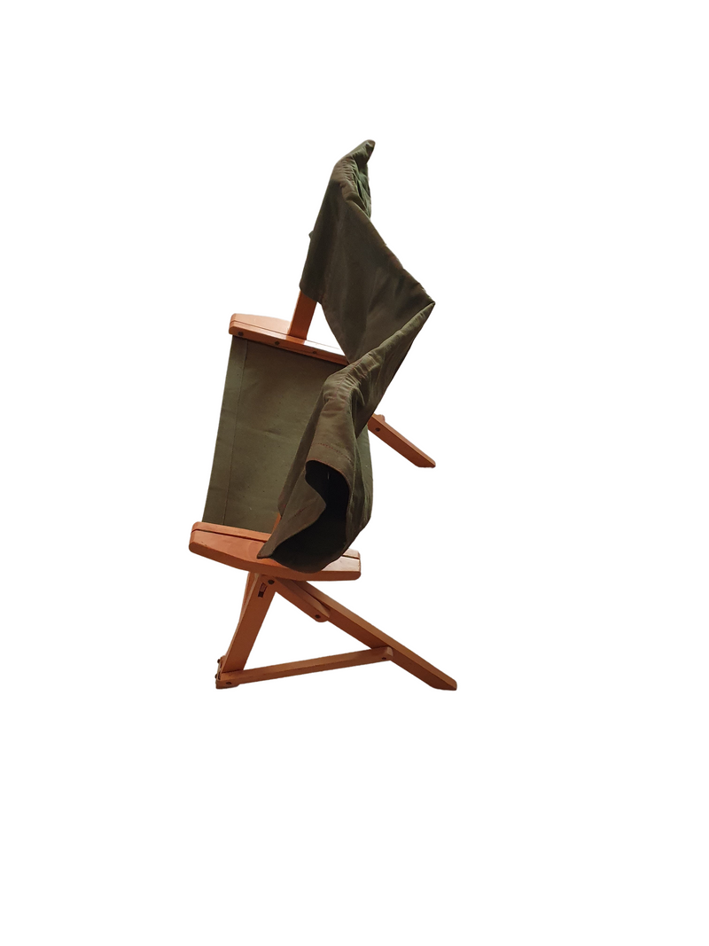 Praia  folding chair.
For Gavina 1968.
Height 75 / wide 57 / depth 44 / seat height 40 cm