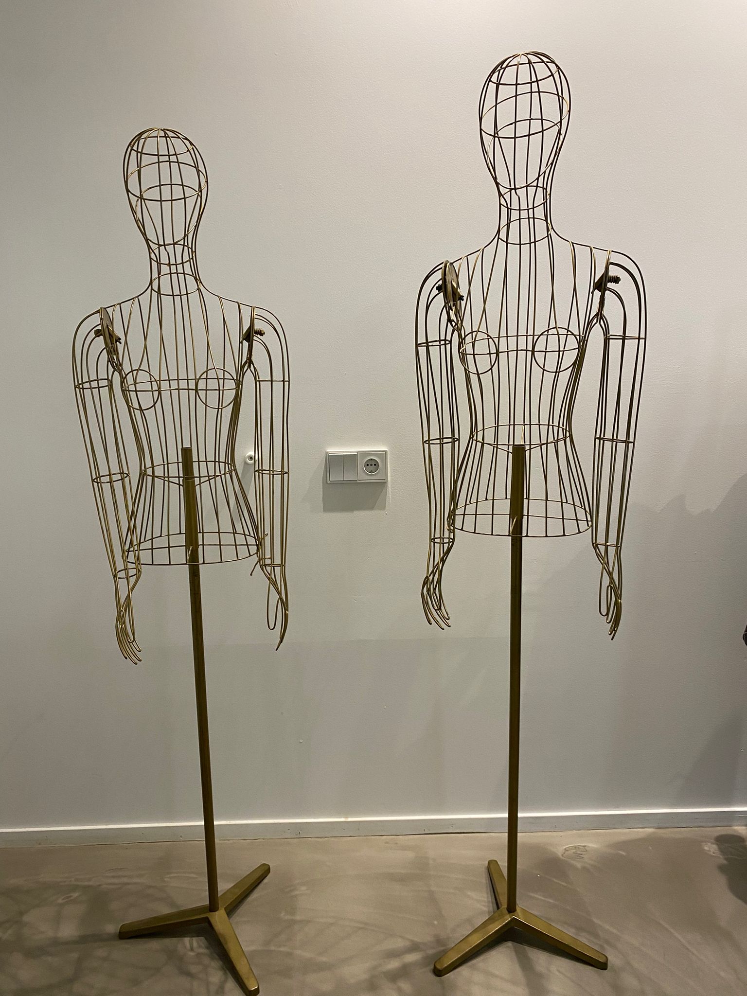 2 x wire mannequin , wire dummie 70s seventies