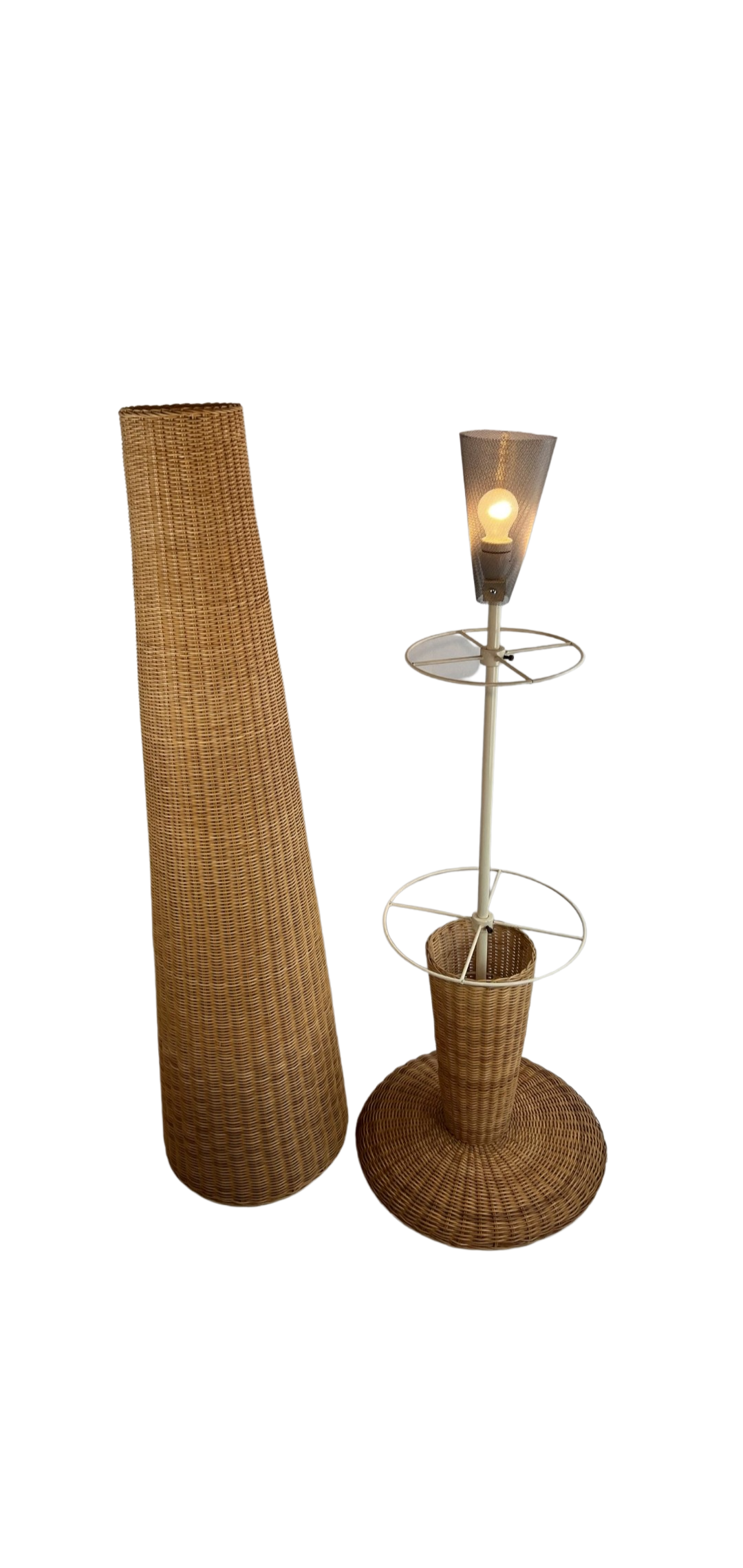 Gasparucci large wicker rattan floor lamp 191x52x52 cm. Very good condition.